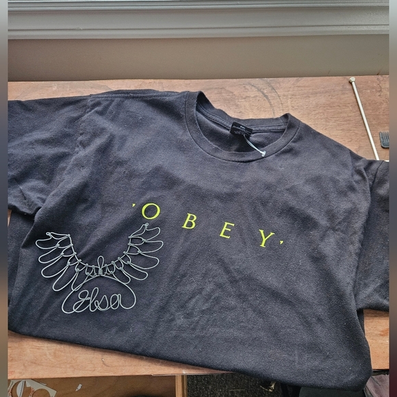 NWOT Obey men's sz. M black cotton t-shirt - Picture 1 of 6